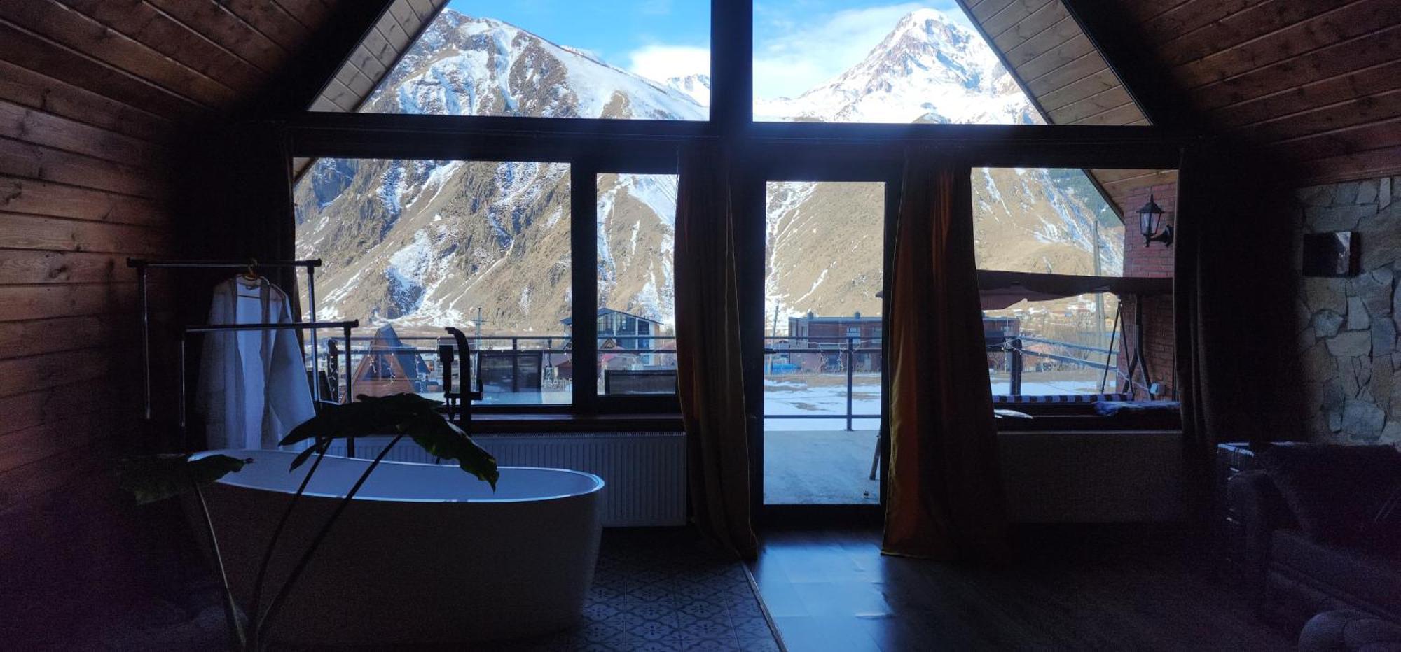 Kera Cottages Kazbegi Exteriér fotografie