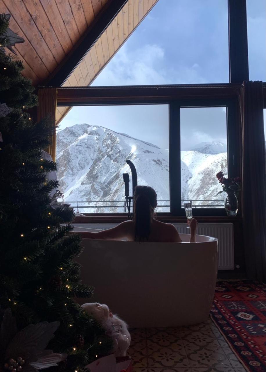 Kera Cottages Kazbegi Exteriér fotografie